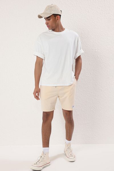 Trendyol Collection Βαμβακερό σορτς STONE Regular Cut TMNSS23SR00079