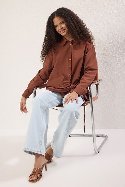 Trendyol Modest Hnědá froté košile s detailem stahovací šňůrky TCTSS25TG00029