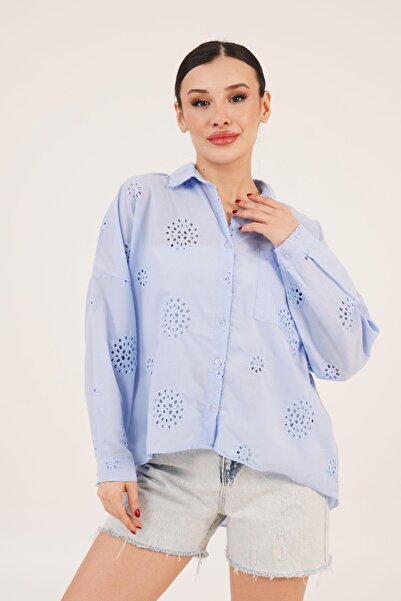 Hipo Trend Блакитна сорочка з гупюром та об'ємним кроєм