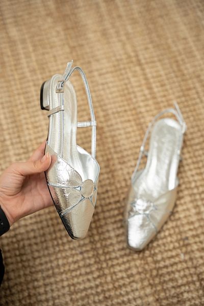 LamintaGlobal Helis Silver Buckle Asymmetrical Cut Women's Ballerinas