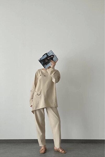 Butik Set de bumbac cu mâneci lungi și nasturi cu buzunare - crem