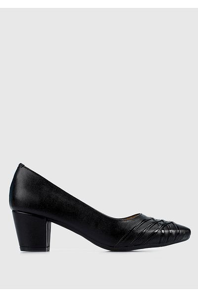 Provoq Women's Black Shoes