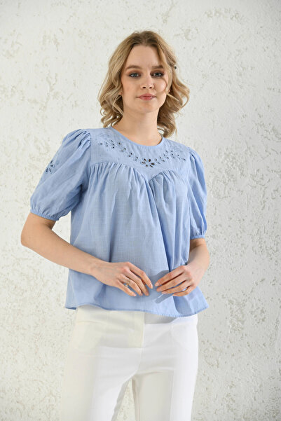 Park Karon Cămașă de in - decolteu și broderie