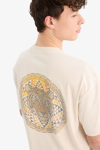 DeFacto 100% Cotton Oversize Wide Fit Crew Neck Back Printed Short Sleeve T-Shirt C7155Ax25Sp