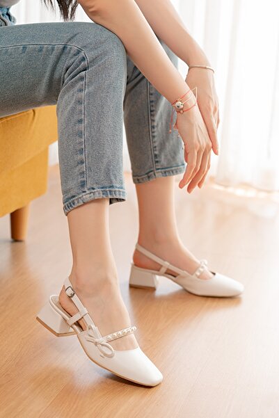 DİVOLYA Παπούτσια καθημερινής χρήσης Melody White Bow Pearl (4 cm τακούνι) με στρογγυλή μύτη