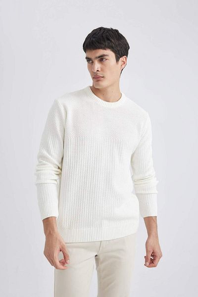 DeFacto Standard Fit Sweater Model: B7864Axns