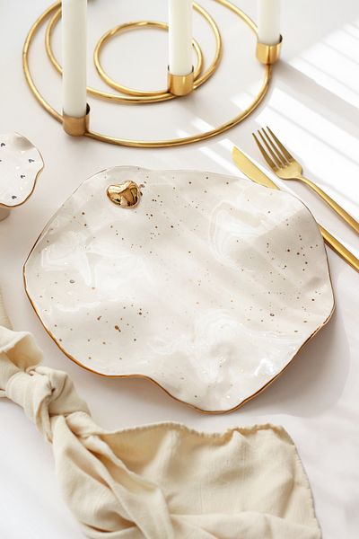 SİNEM YAMAN HOME Heart Gold Ceramic Amorphous Presentation Plate (25 cm)