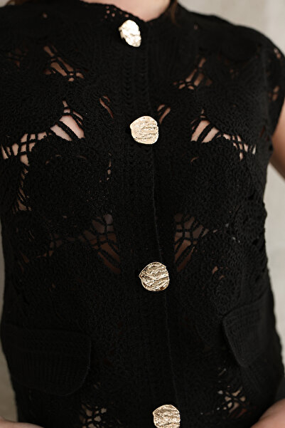 DM DİLAN MODA Women's Crochet Black Crew Collar Gold Buttoned Seasonal Vest