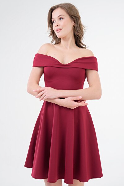 lovebox Kadın Esnek Scuba Kumaş Straplez Yaka Bordo Abiye Elbise Bordo Mezuniyet Elbisesi 019