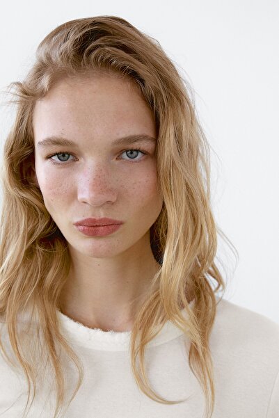 Massimo Dutti Frayed-edge neckline T-shirt