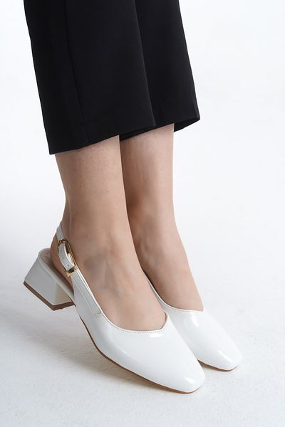 kapretta Women's White Patent Leather Back Open Side Buckle Detail Blunt Toe Low Shoes