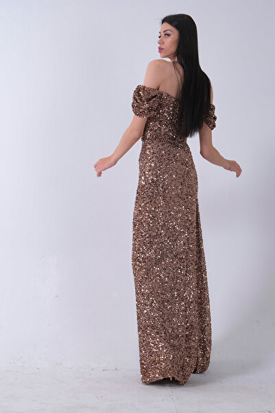 Feminist Drape ve Yırtmaç Detaylı Pul Payet Abiye Bakır 9705544