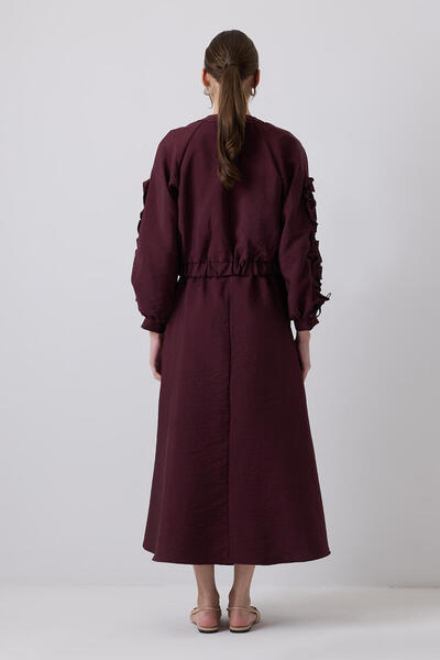 Touché Privé Sleeveless Shirted Jacket Dress Suit