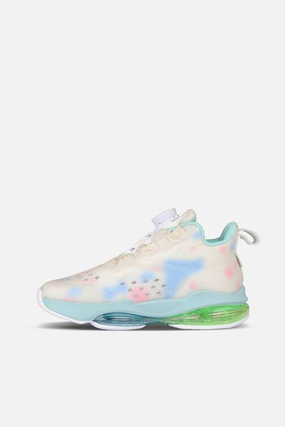 Vicco Unique Cool Sole Girl's White Basketball Shoes