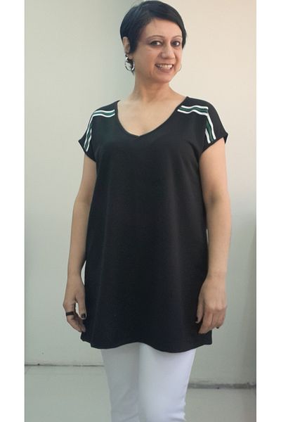 Mertcan Butik Black V-Neck White Green Black Stripe Detailed Combed Viscose T-Shirt