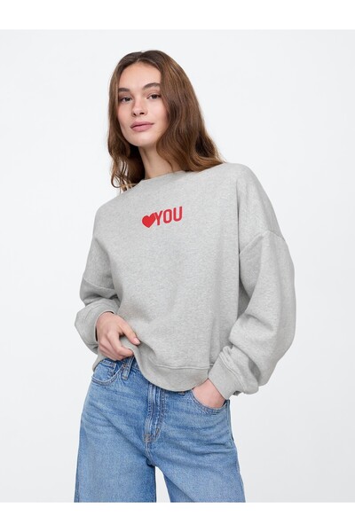 GAP Kadın Gri Kalp İşlemeli Fleece Oversize Sweatshirt
