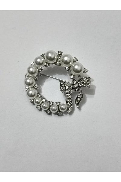 ESJ İlmek Detay İnci Kenar Çelenk Kadın Broş Ebat: 4*4,3 cm