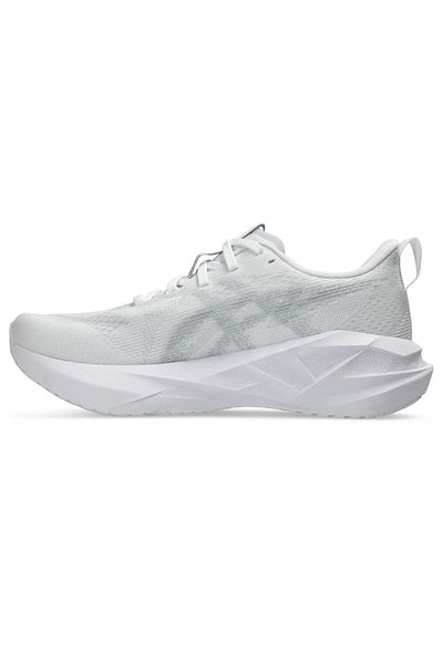 Asics Novablast 5 Kadın Beyaz Koşu Ayakkabısı 1012b765-100