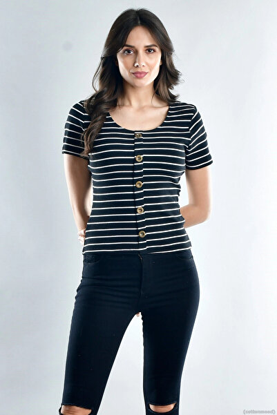 bacc بلوزة نسائية بأكمام قصيرة وأزرار أمامية باللون الأبيض والأسود 2520021533