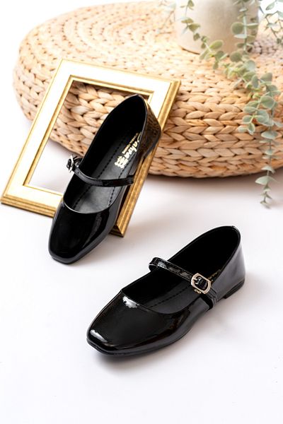 Slipcat Women's Daily Blunt Toe Ballerina Shoes with Single Belt Buckle