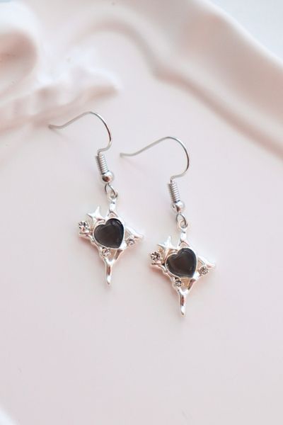 EFBUTİK Black Stone Polar Star Imported Earrings