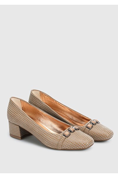 Provoq Бежеві жіночі туфлі