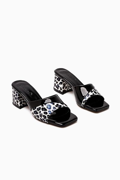 Limoya Morena Black Patent Leather Leopard Detailed Short Heeled Women's Slippers