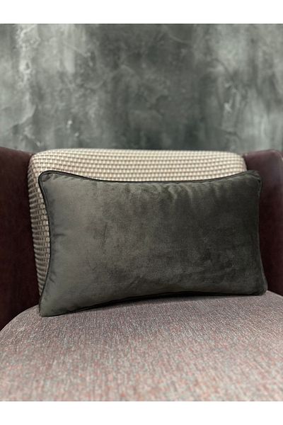 Fabricland Калъфка за възглавница от вносна копринена кадифена материя в тъмнокафяв цвят 30x50 см