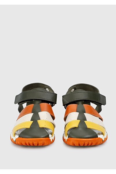 Kiddo Boy's Khaki Flat Sandals