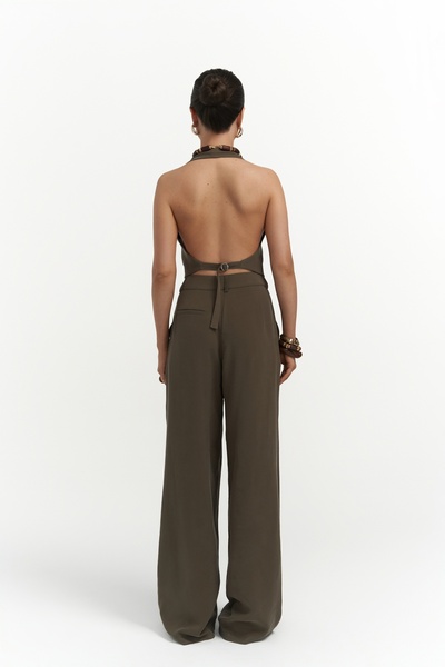 MAI STUDIOS CO. Pailey Back Low-Cut Khaki mellény nadrág szett