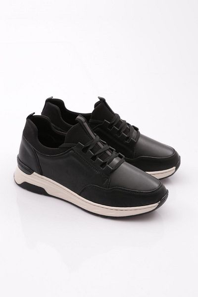 Doğan Women's Lace-Up Sneaker