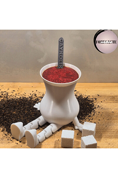 FORECASTE Oturan Çay Bardağı, Çaydanlık Figürü ve 3 Adet Küp Şeker Figürü 3'L...