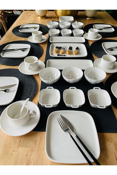 CASA DE BELLA Modern 46 Piece 6-Person Porcelain Breakfast Set