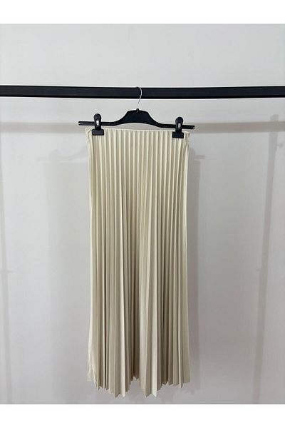 MODA Leather Look Pleated Skirt
