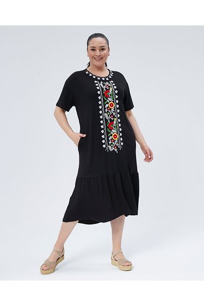 Şans Plus Size Dress for Women - Black, Crew Neck, Embroidered Short Sleeve, Viscose with Pockets