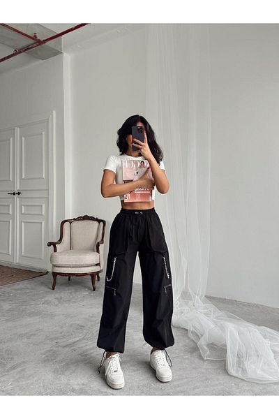 mydukkan.co Chain Detail Parachute Pants