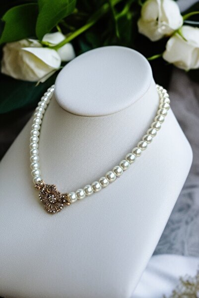 FAYRA ACCESSORIES Kristal Taşlı Çiçek Figür İnci Kolye