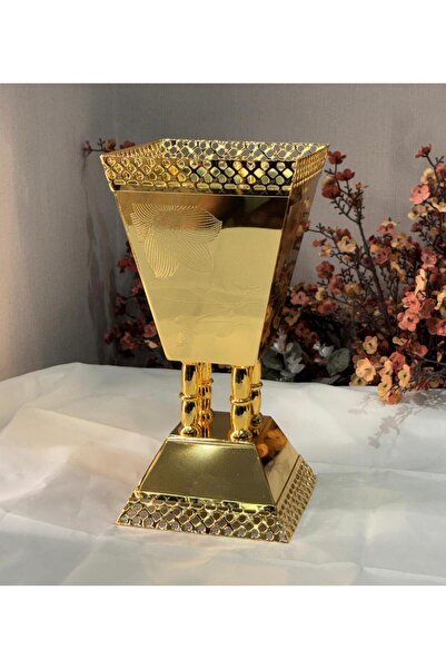 aljahwari Golden square incense burner with a central rose