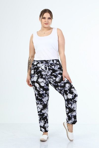 MYLİNE Pocketed Pants with Elastic Waistband