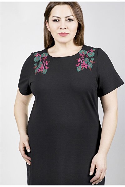 MYLİNE Kısa Kollu Nakışlı Punto Elbise