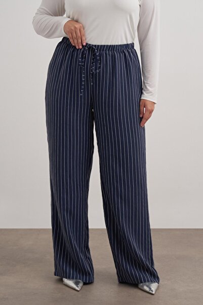 MYLİNE Παντελόνι σε ίσιο κόψιμο με κορδόνια στη μέση