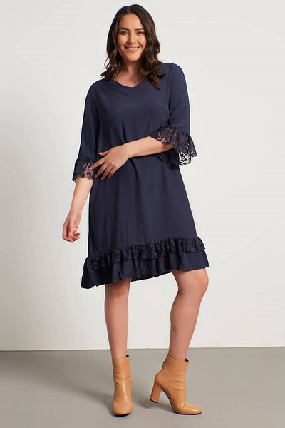 MYLİNE Lace Detailed V-Neck Dress
