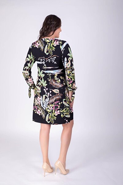 MYLİNE Сукня з переднім застібанням та візерунком