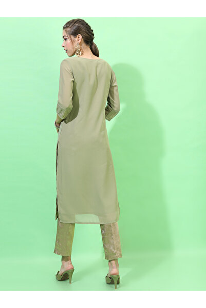 Vishudh By Styli Women Olive Green & Red Geometric Printed Georgette Kurta