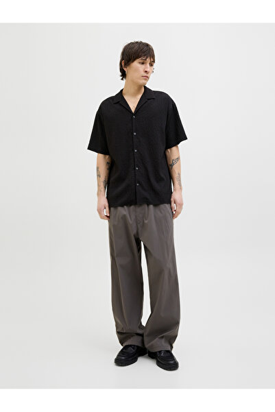 Jack & Jones Textured Regular Fit Resorts Collar Shirt