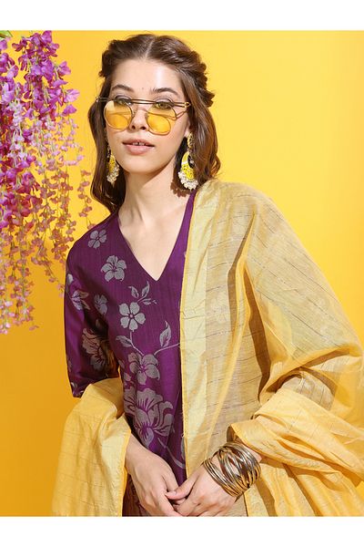 Vishudh By Styli Vishudh Women Floral Kurta with Trouser & Dupatta