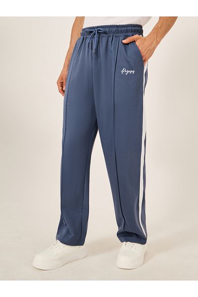 Styli Oversized Wide Tuck Fleece Joggers with Side Stripe and Print Detail