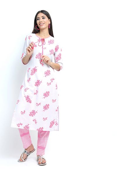 Vishudh By Styli Women Pink and White Floral Printed Cotton Kurta Set