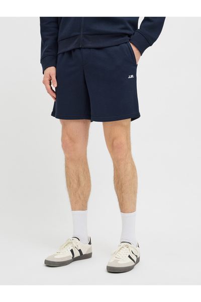 Rebel Solid Mid Rise Regular Fit Shorts