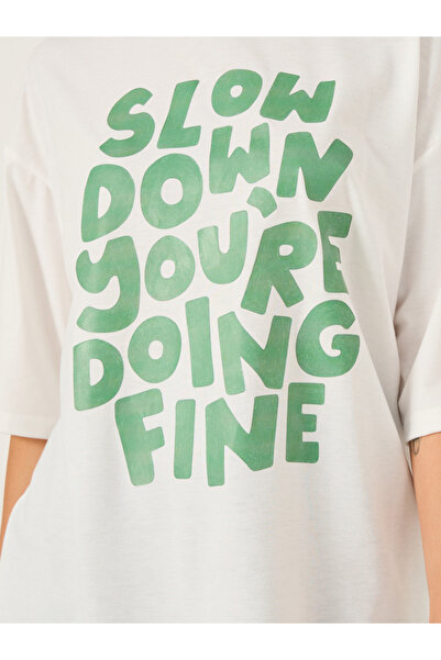 Styli Short Sleeve Oversized Round Neck Slogan Print T-shirt